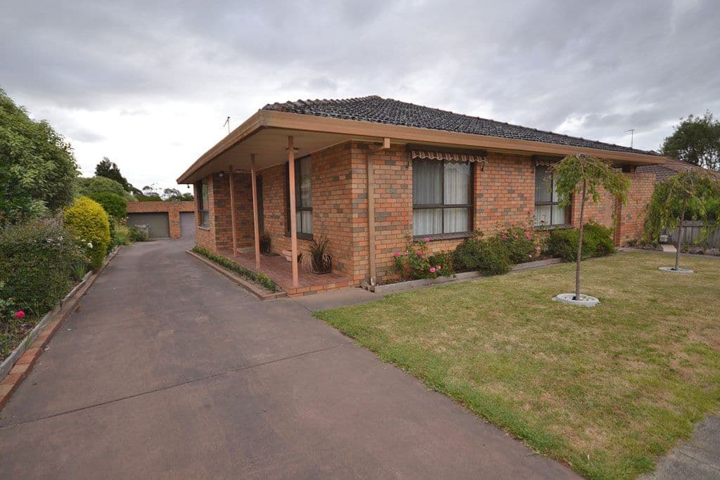 7 Club Crescent, INVERMAY PARK VIC 3350, Invermay Park - Image 1