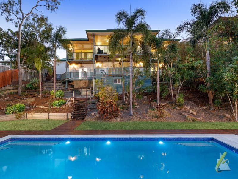 7/3 Dundas Street, Kenmore - Image 1