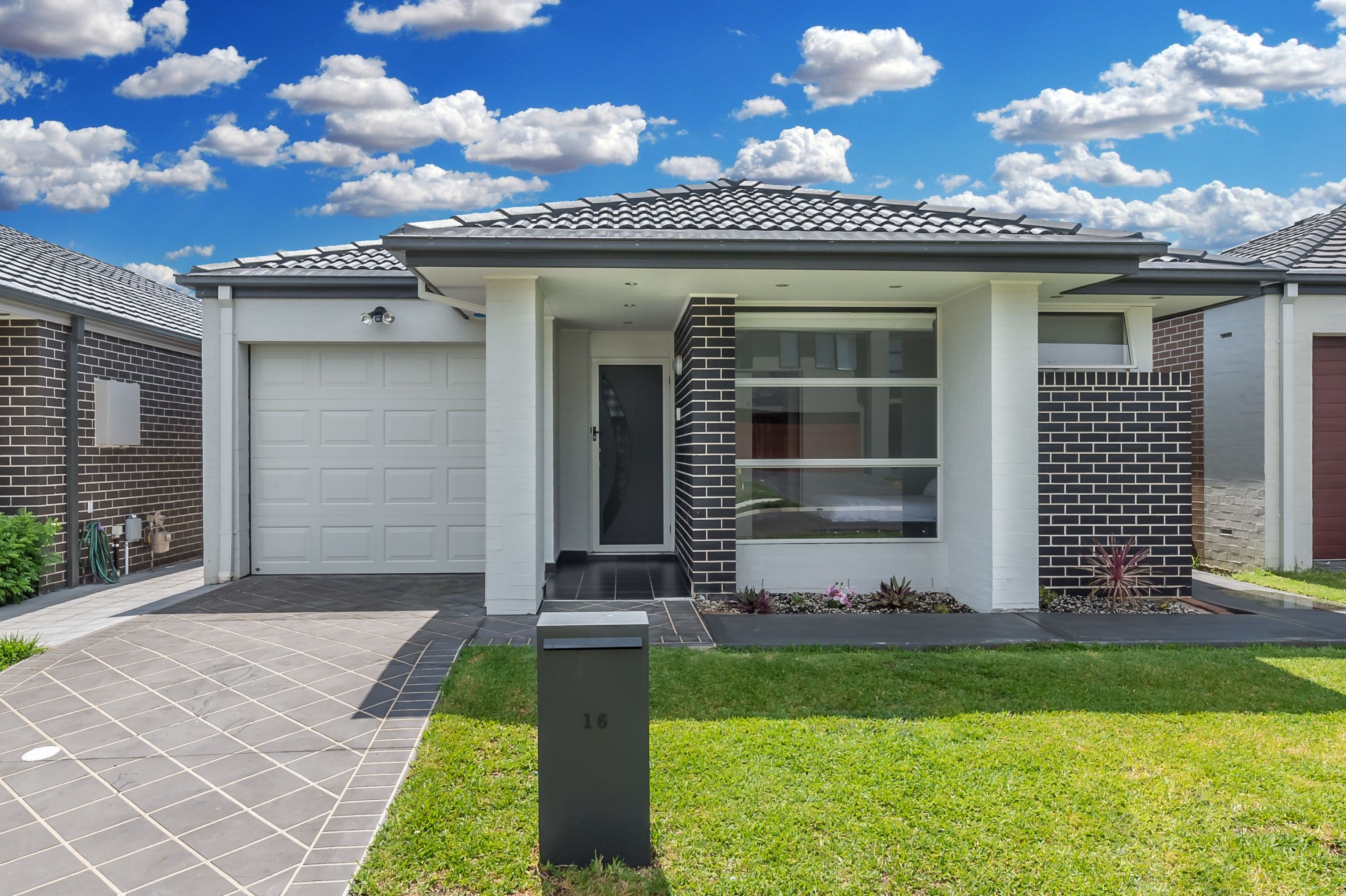 16 Pipistrelle Avenue, Elizabeth Hills - Image 1
