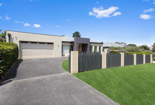12 Dolphin Street, Mount Eliza, Mount Eliza - Image 1