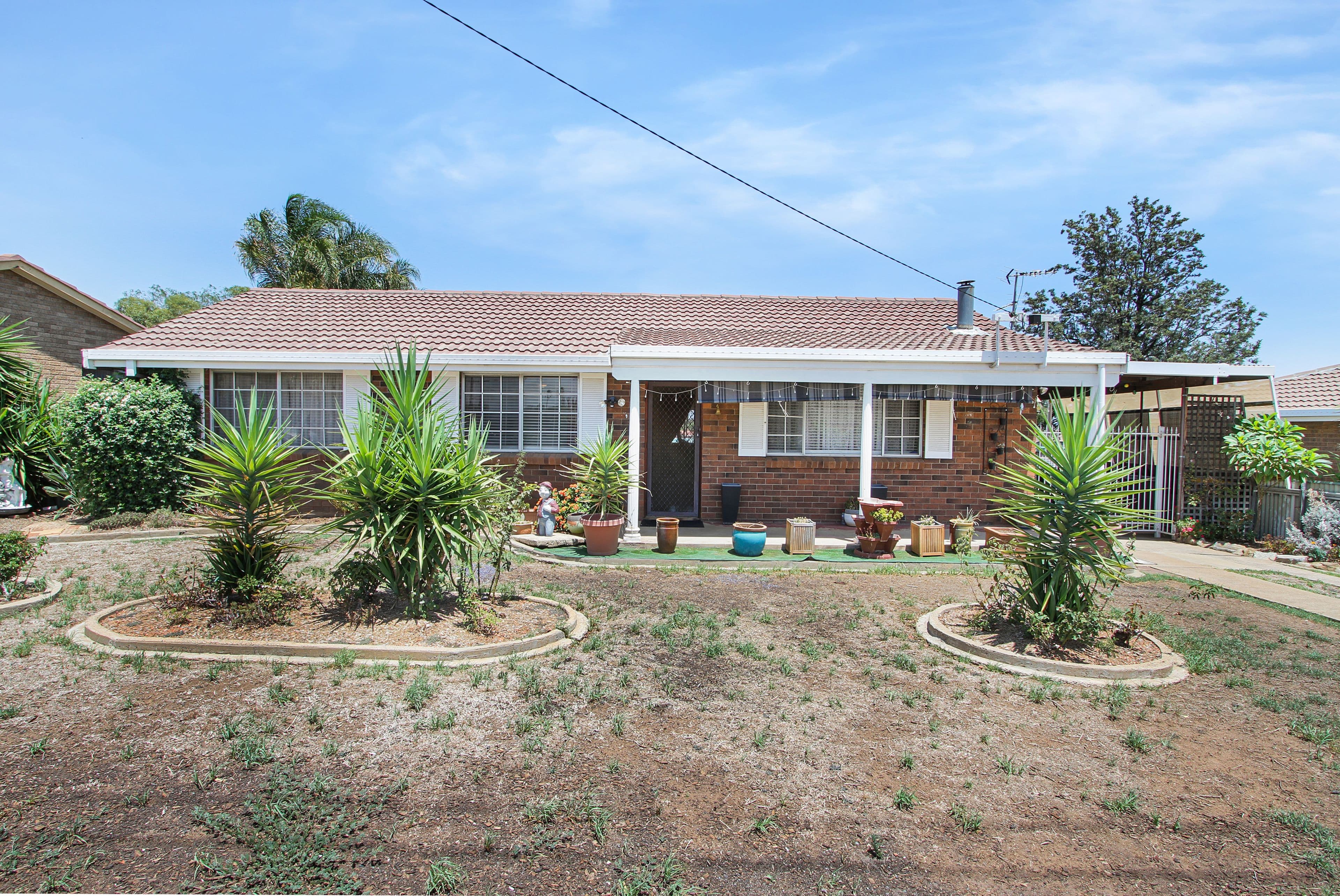 10 MacGregor Street, Tamworth NSW 2340, Tamworth - Image 1