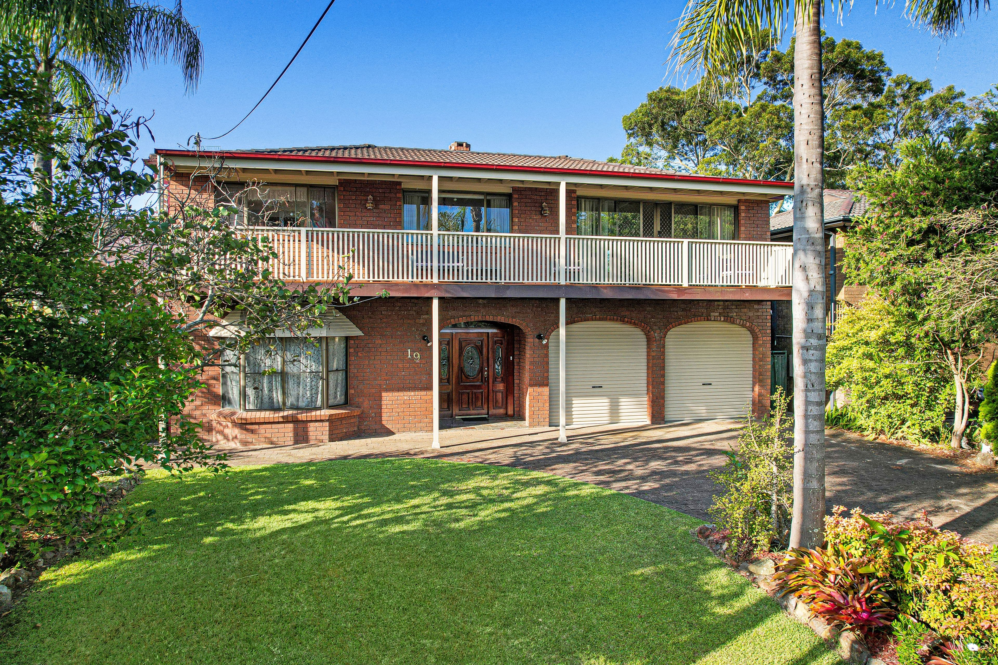 37 Powlett, Altona Meadows - Image 1