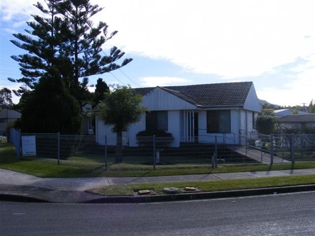 1 Eleebana Crescent, KOONAWARRA NSW 2530, Koonawarra - Image 1