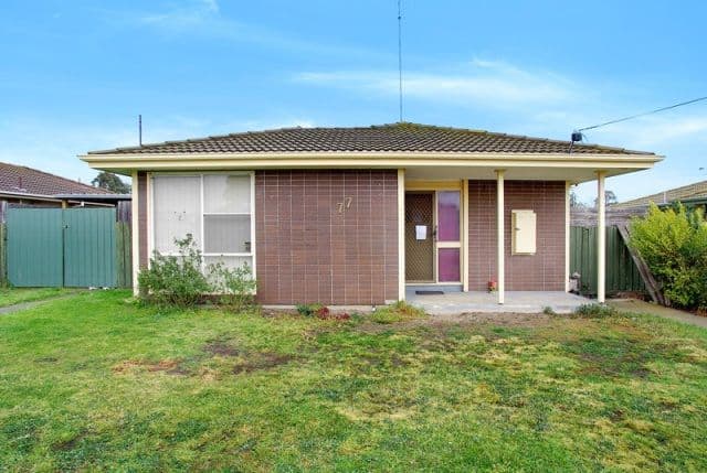 77 Fairbain Drive, CORIO VIC 3214, Corio - Image 1