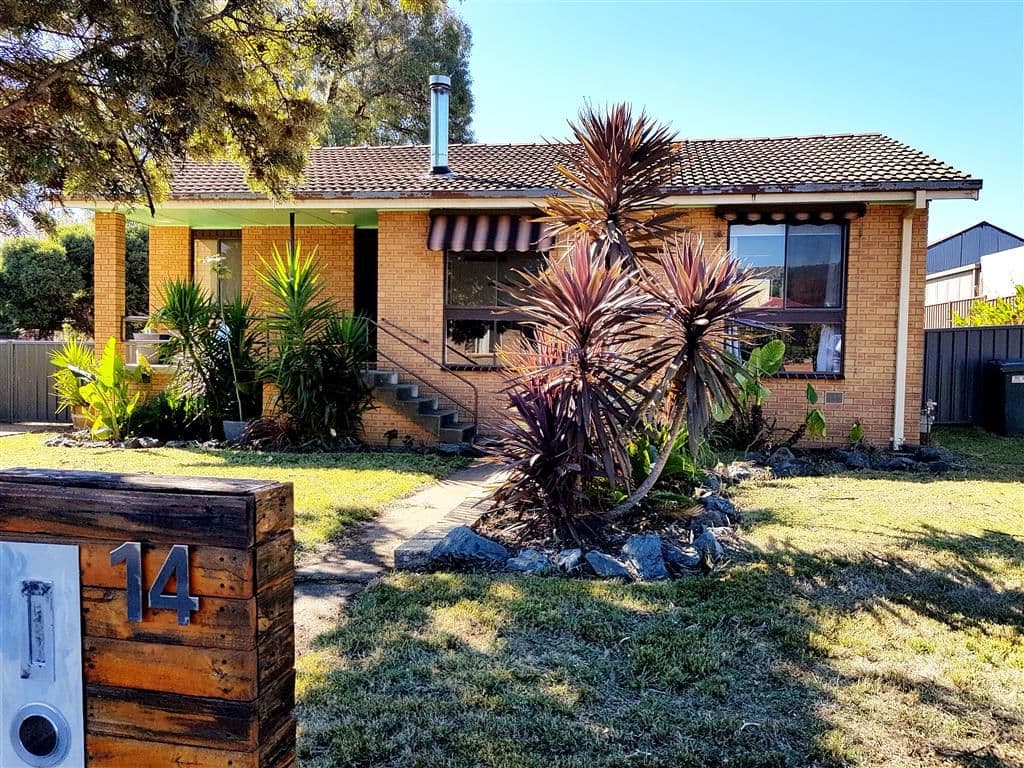 14 Gadara Place, Tumut - Image 1