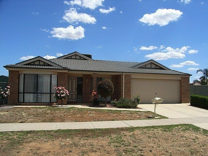 26 Woodlands Circuit, Echuca VIC 3564, Echuca - Image 1