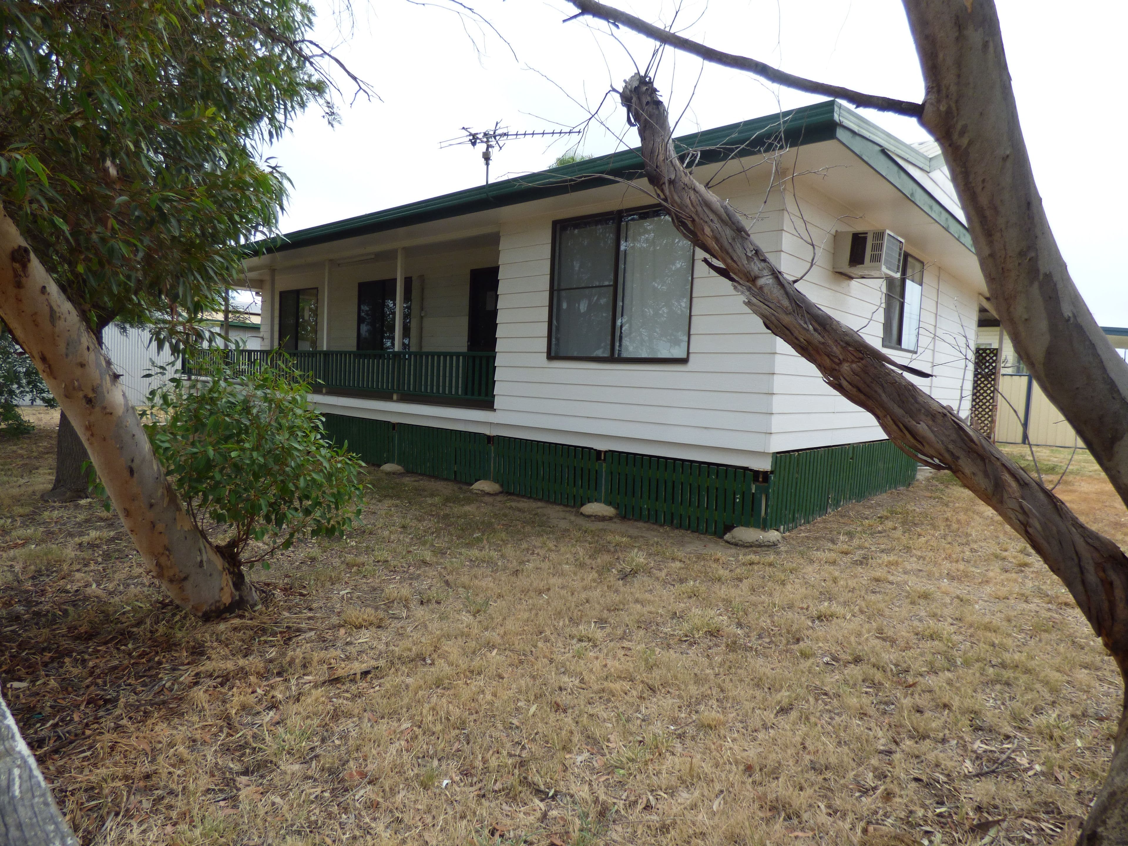 2 Derry Street, Roma QLD 4455, Roma - Image 1