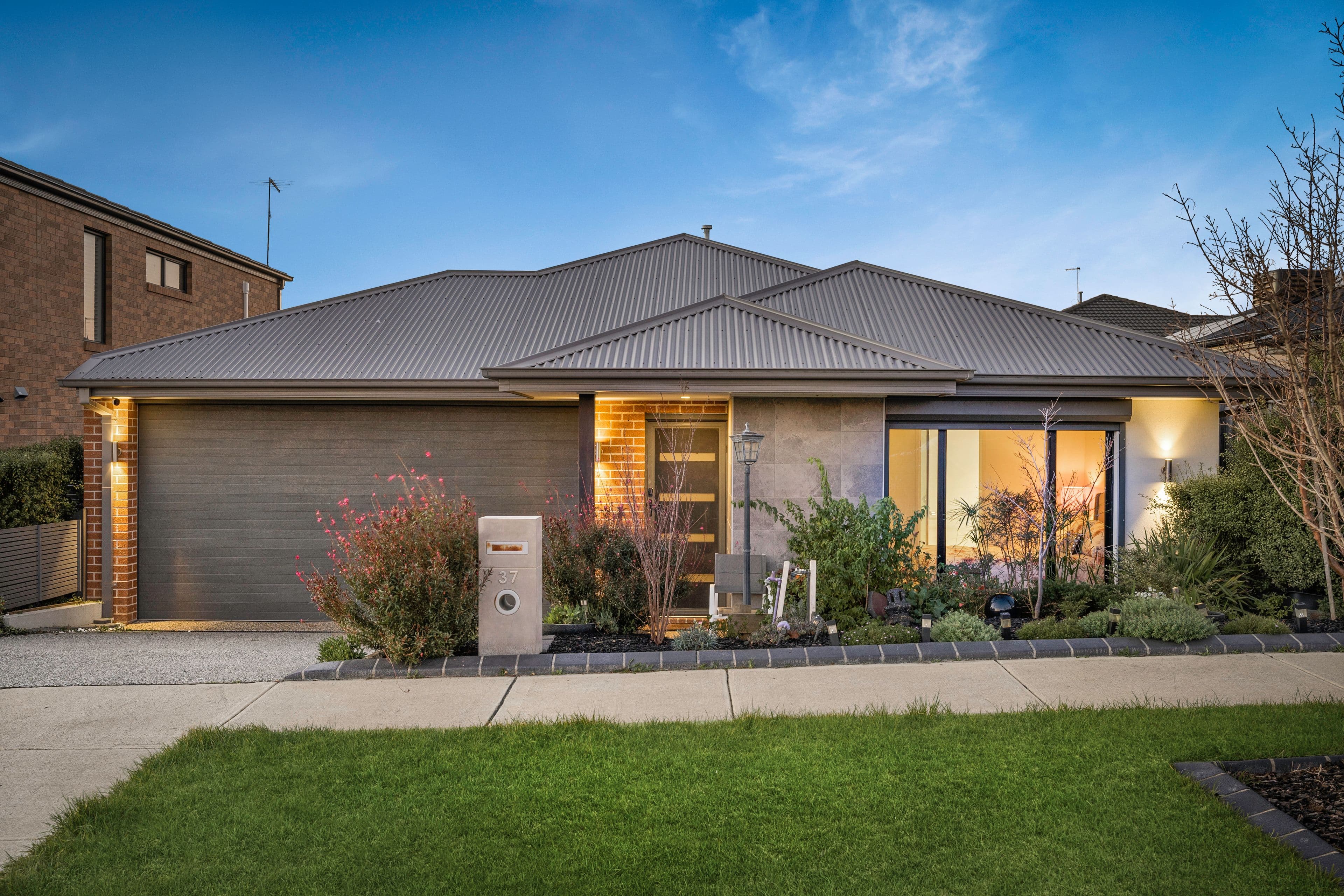 37 Barley Crescent, Clyde North VIC 3978, Clyde North - Image 1