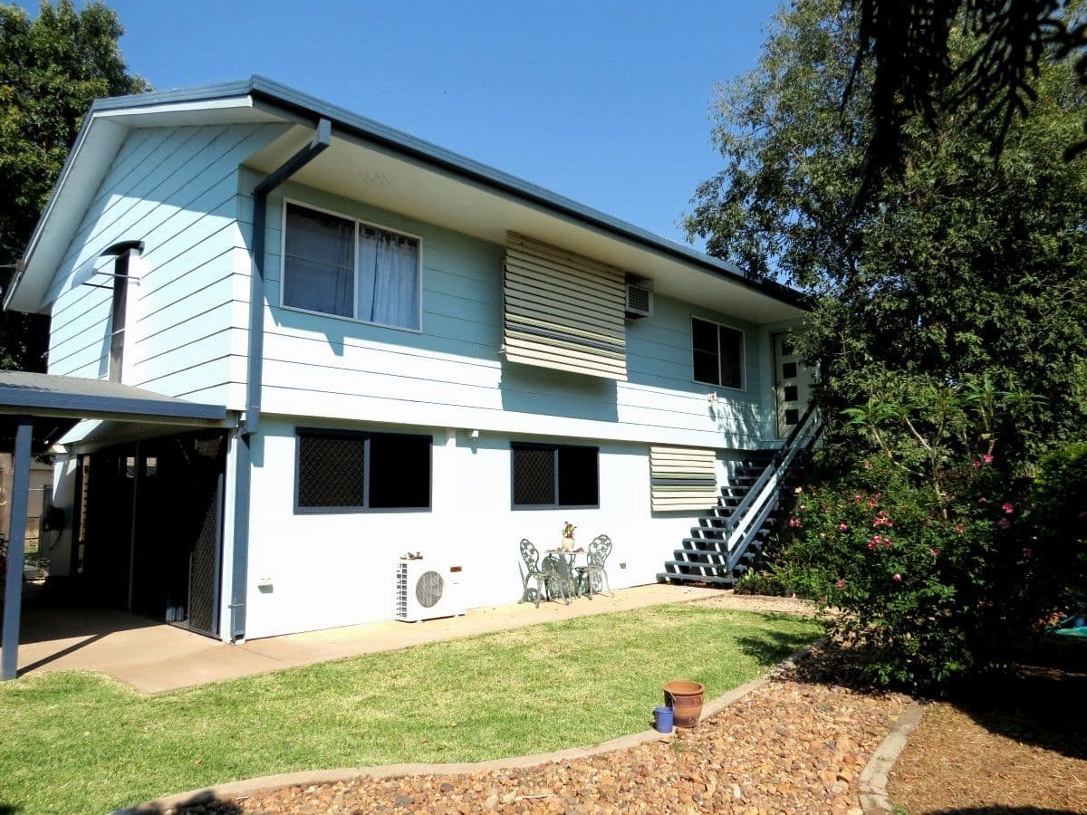 15 Roseanne Road, Emerald QLD 4720, Emerald - Image 1