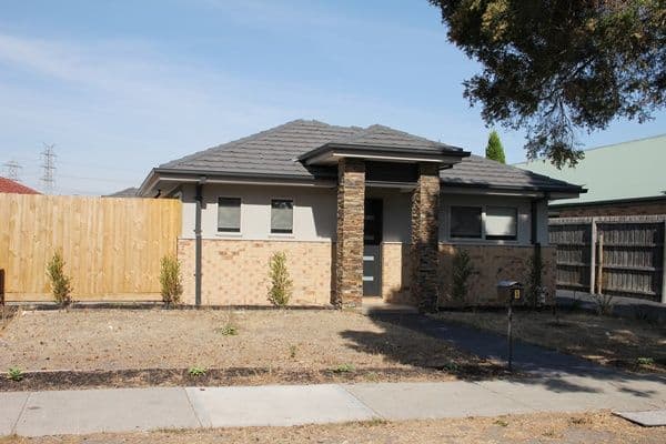 6 Edna Street, Thomastown VIC 3074, Thomastown - Image 1