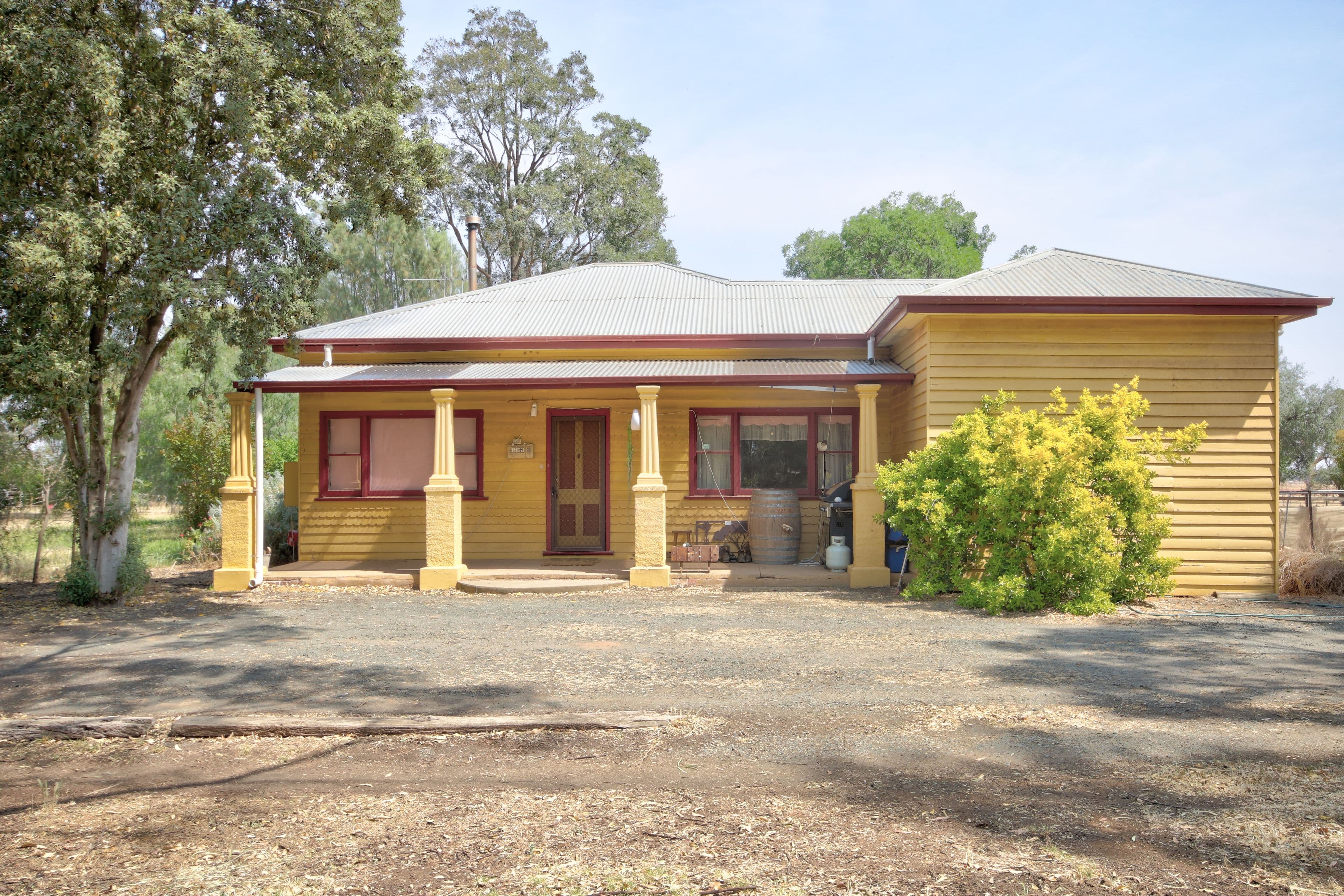 166 Railway Road, Rochester VIC 3561, Rochester - Image 1