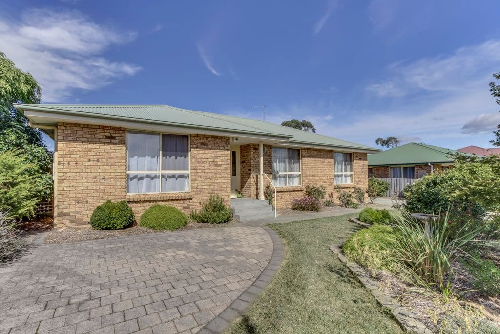 27 Rothesay Close, NEWNHAM TAS 7248, Newnham - Image 1
