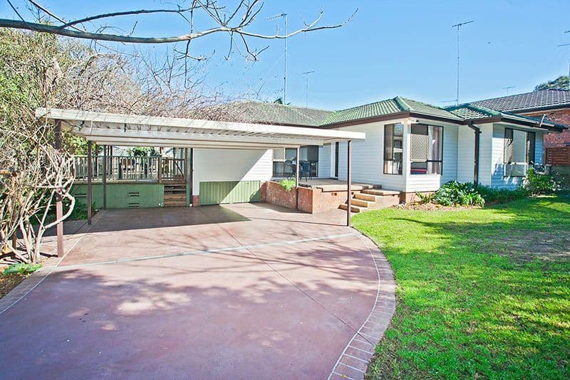 35 Higgerson Avenue, ENGADINE NSW 2233, Engadine - Image 1