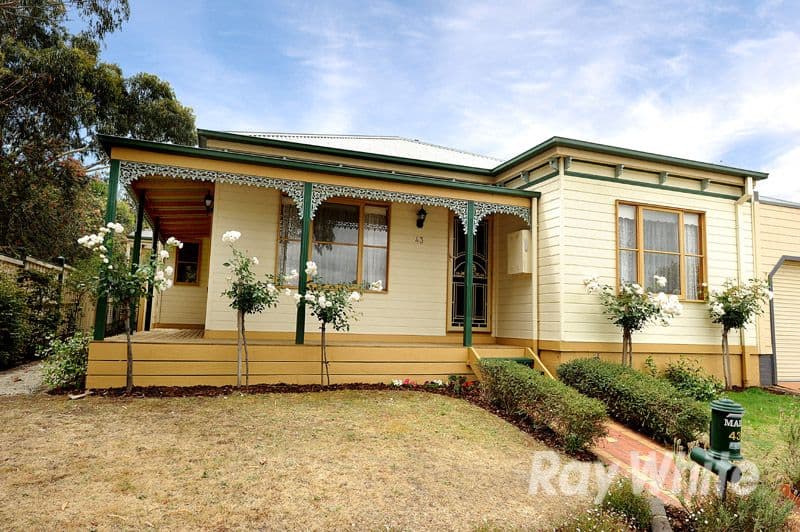 43 Jerilderie Drive, BERWICK VIC 3806, Berwick - Image 1