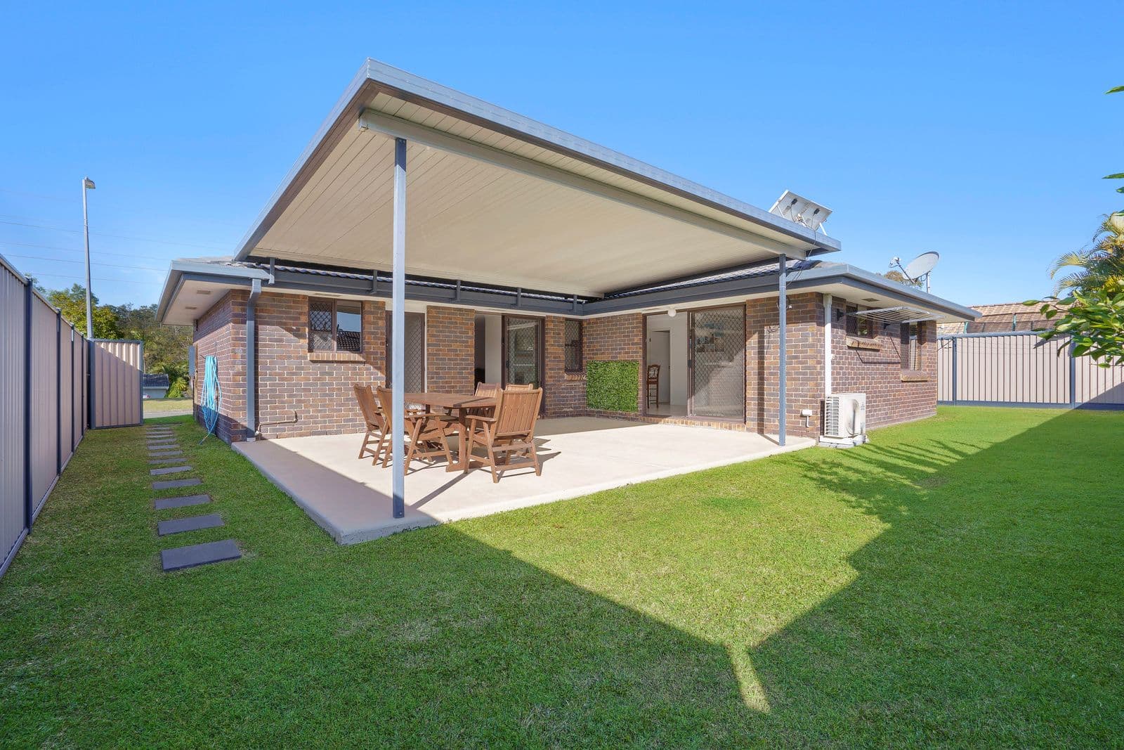 70 Studio Drive, Oxenford QLD 4210, Oxenford - Image 1