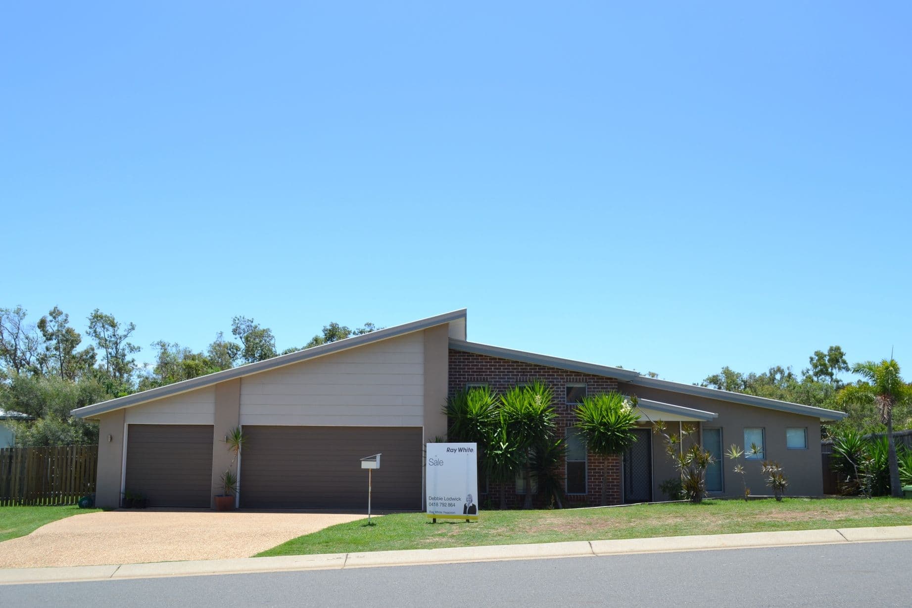 77 Bottlebrush Drive, Lammermoor QLD 4703, Lammermoor - Image 1