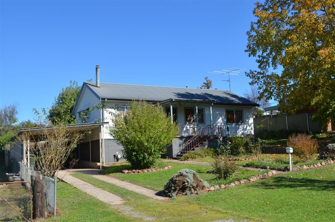 21 Lockhart Street, Adelong - Image 1