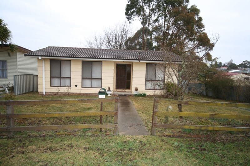 135 Curtis Street, Oberon - Image 1