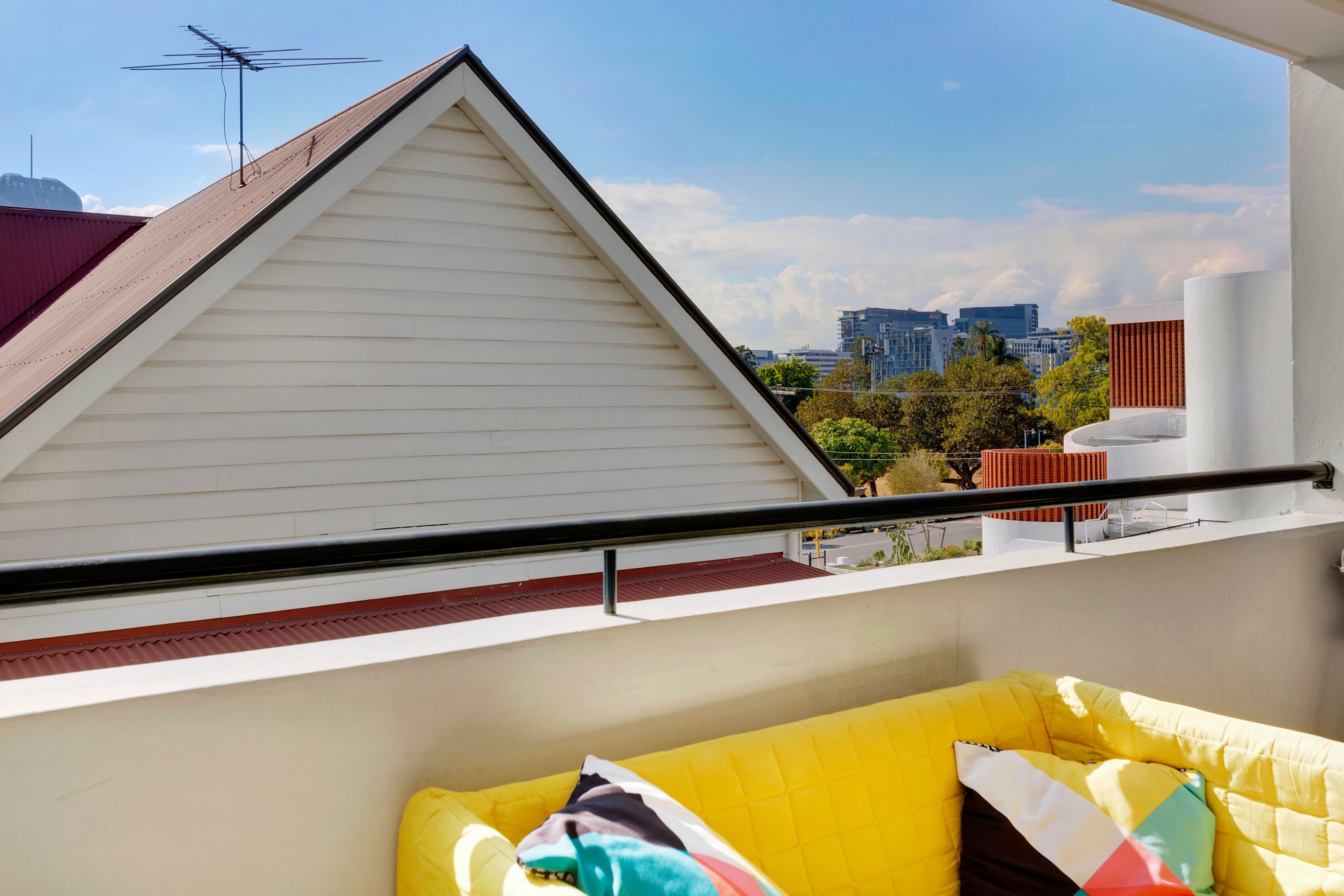 25 Edmondstone Street, South Brisbane QLD 4101, South Brisbane - Image 1