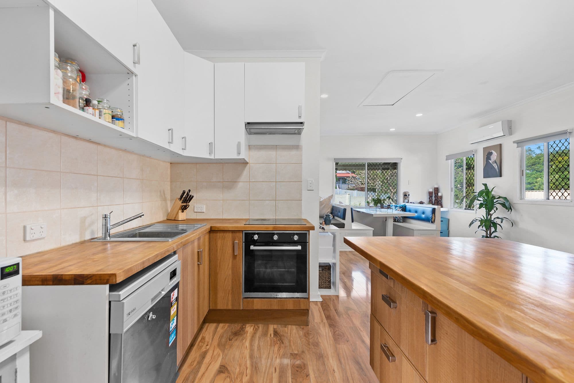 82 Fegen Drive, Moorooka QLD 4105, Moorooka - Image 1