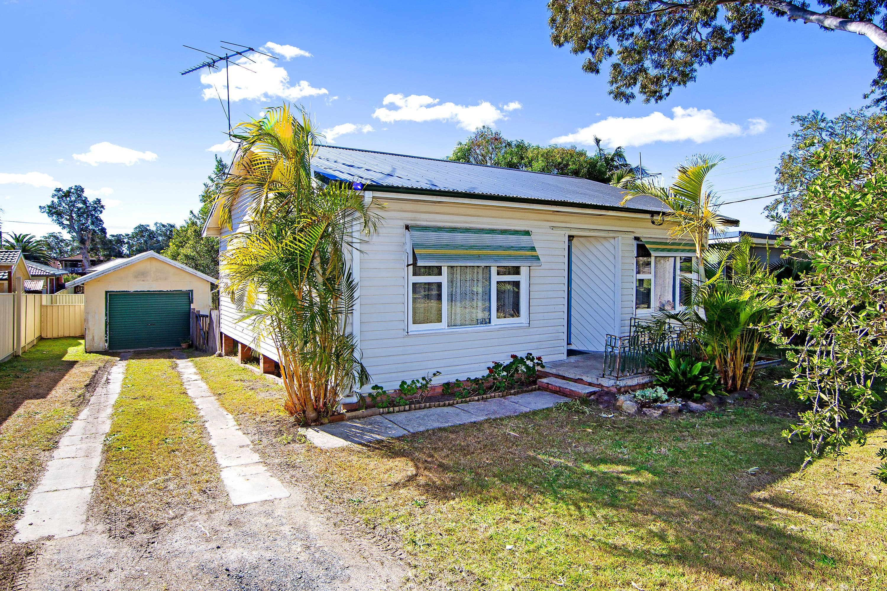 31 Scenic Drive, Budgewoi NSW 2262, Budgewoi - Image 1