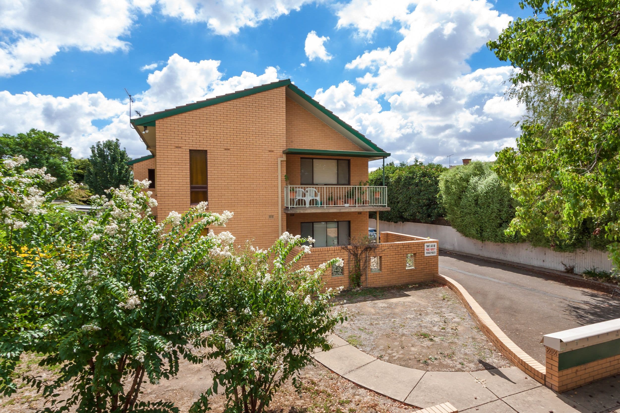 51 Kincaid Street, Wagga Wagga - Image 1