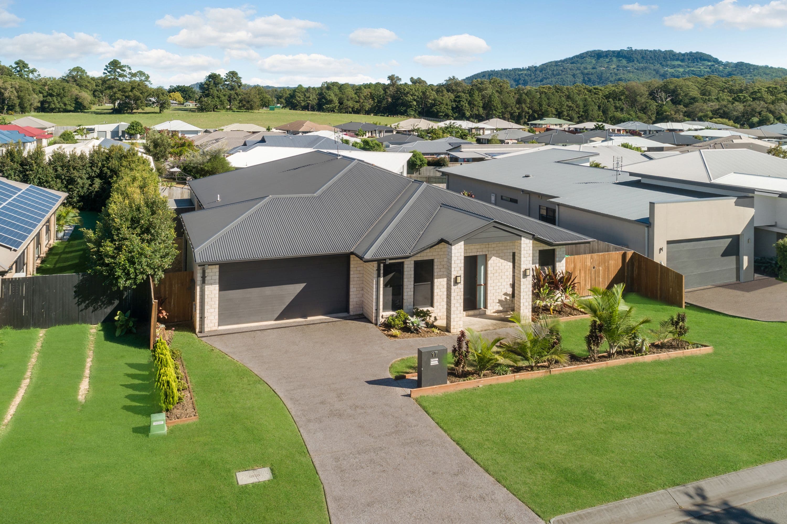 17 Featherwood Crescent, Beerwah QLD 4519, Beerwah - Image 1