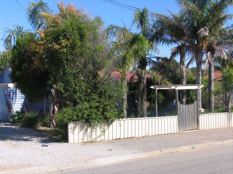 8 Saltash Avenue, CHRISTIES BEACH SA 5165, Christies Beach - Image 1