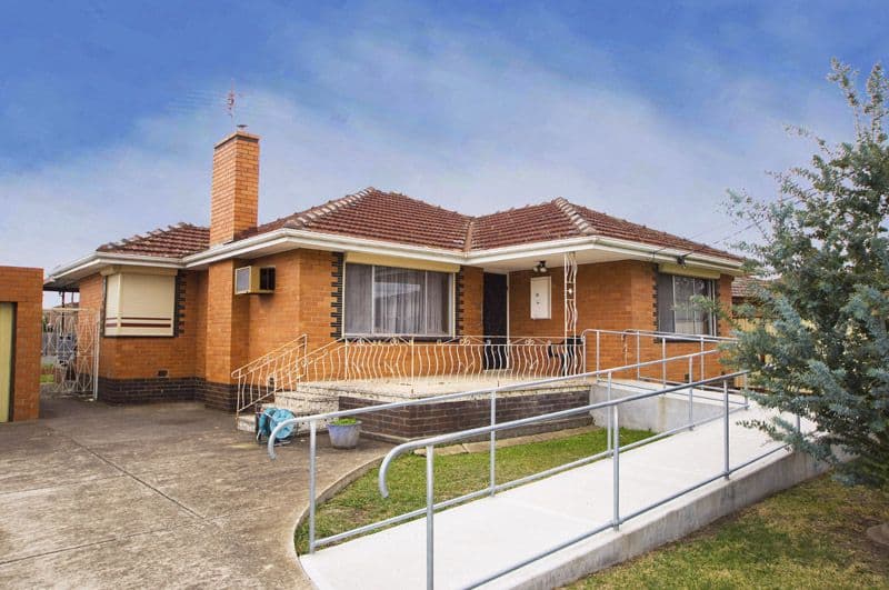 10 Willard Court, LALOR VIC 3075, Lalor - Image 1