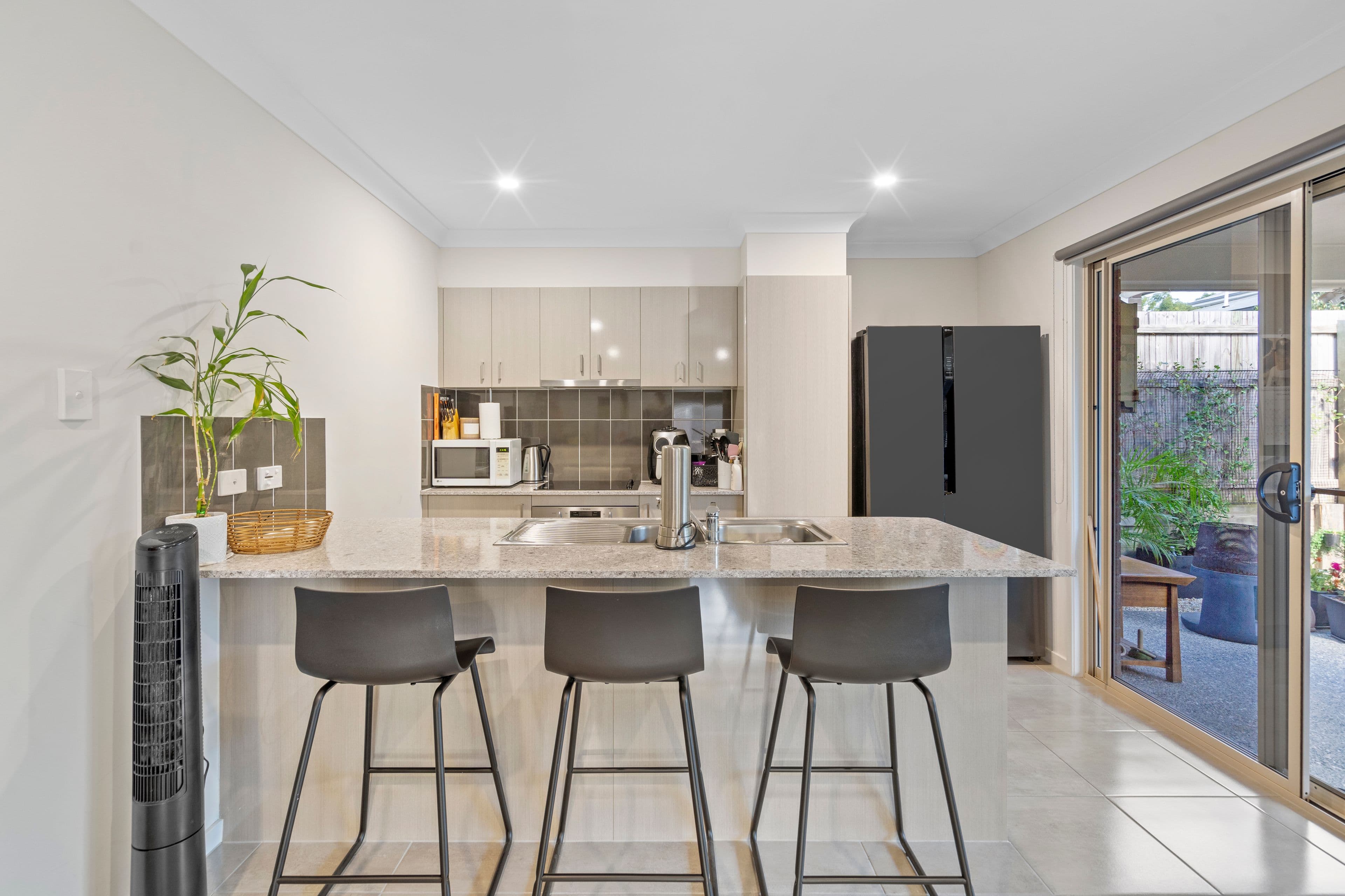 18 Dysart Drive, Holmview QLD 4207, Holmview - Image 1