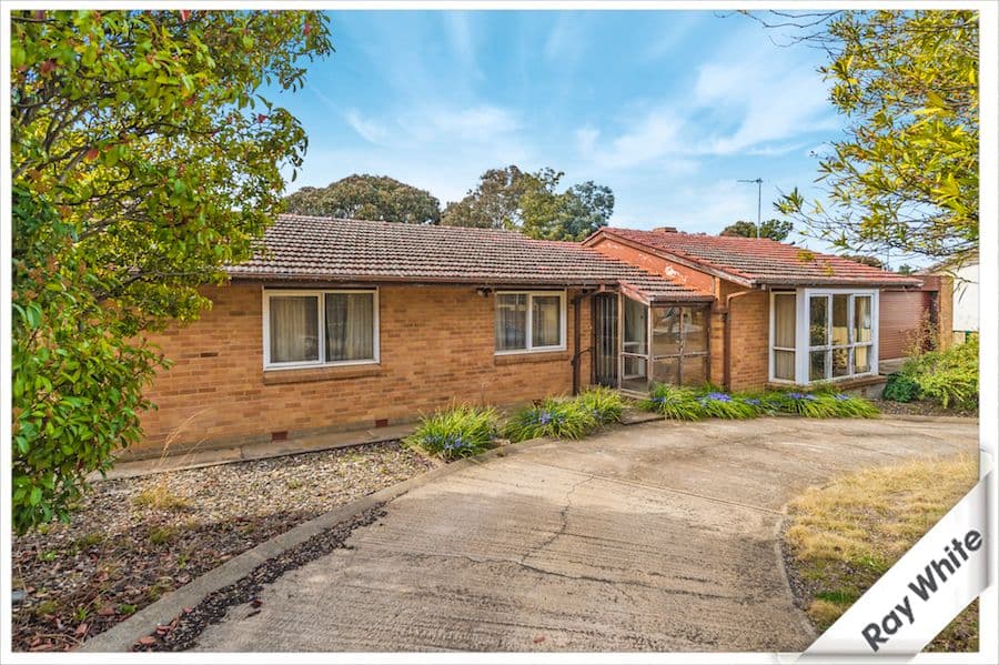 24 Gilmore Place, Queanbeyan NSW 2620, Queanbeyan - Image 1