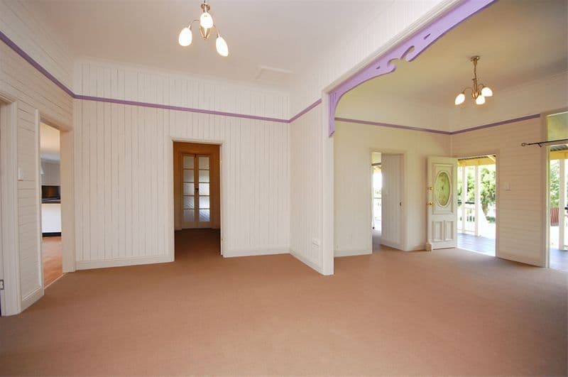10 Sinclair Street, NEWTOWN QLD 4305, Newtown - Image 1
