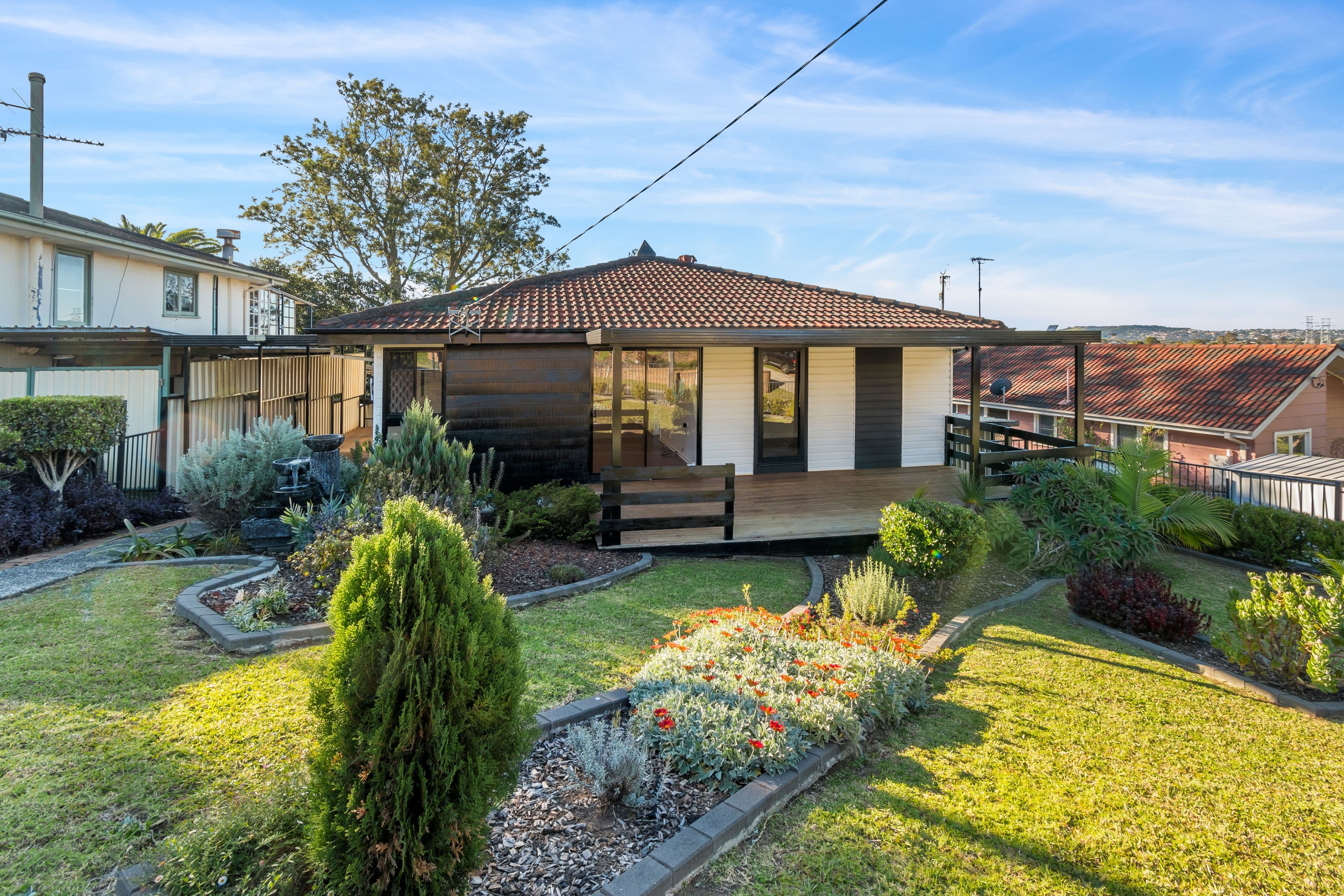 16 Wybalena Avenue, Koonawarra NSW 2530, Koonawarra - Image 1