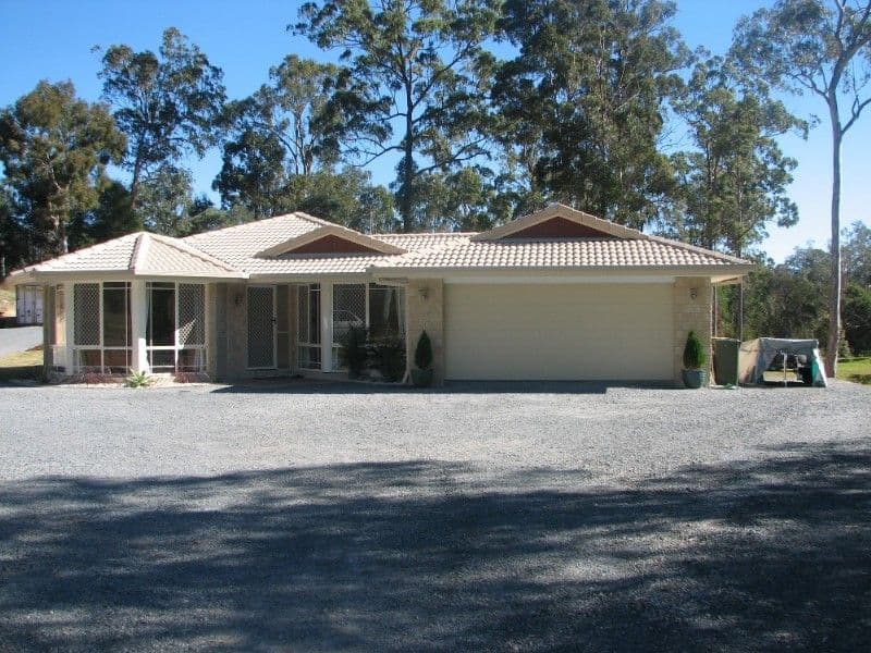 7 Crystal Springs Court, MAUDSLAND QLD 4210, Maudsland - Image 1