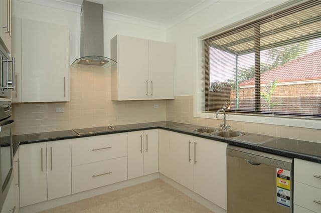 35 Cresdee Road, CAMPBELLTOWN SA 5074, Campbelltown - Image 1