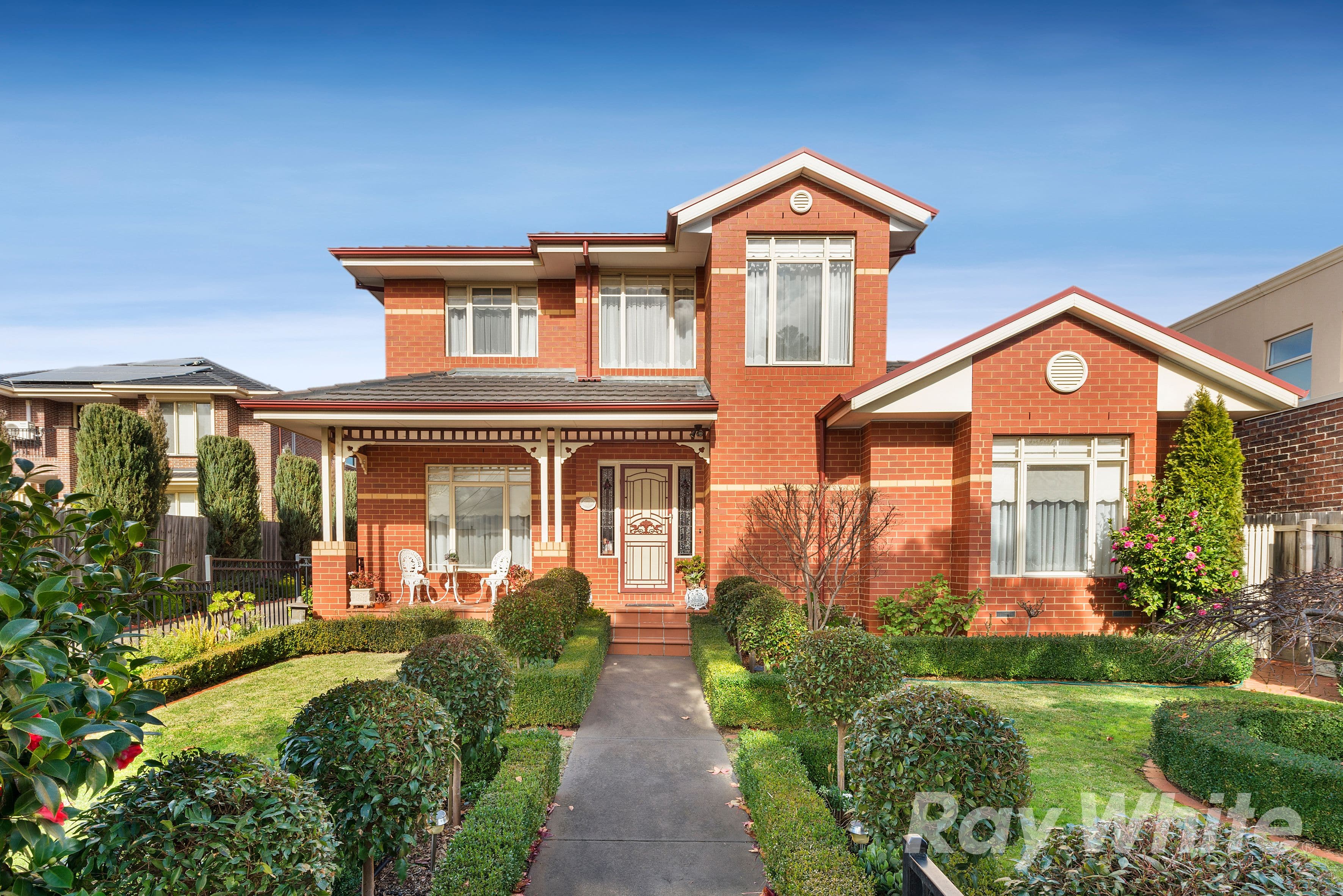 16 Kwinana Street, Glen Waverley VIC 3150, Glen Waverley - Image 1
