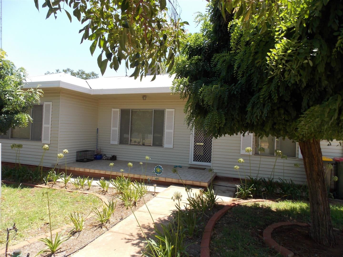 6 Dugga Street, Peak Hill NSW 2869, Peak Hill - Image 1