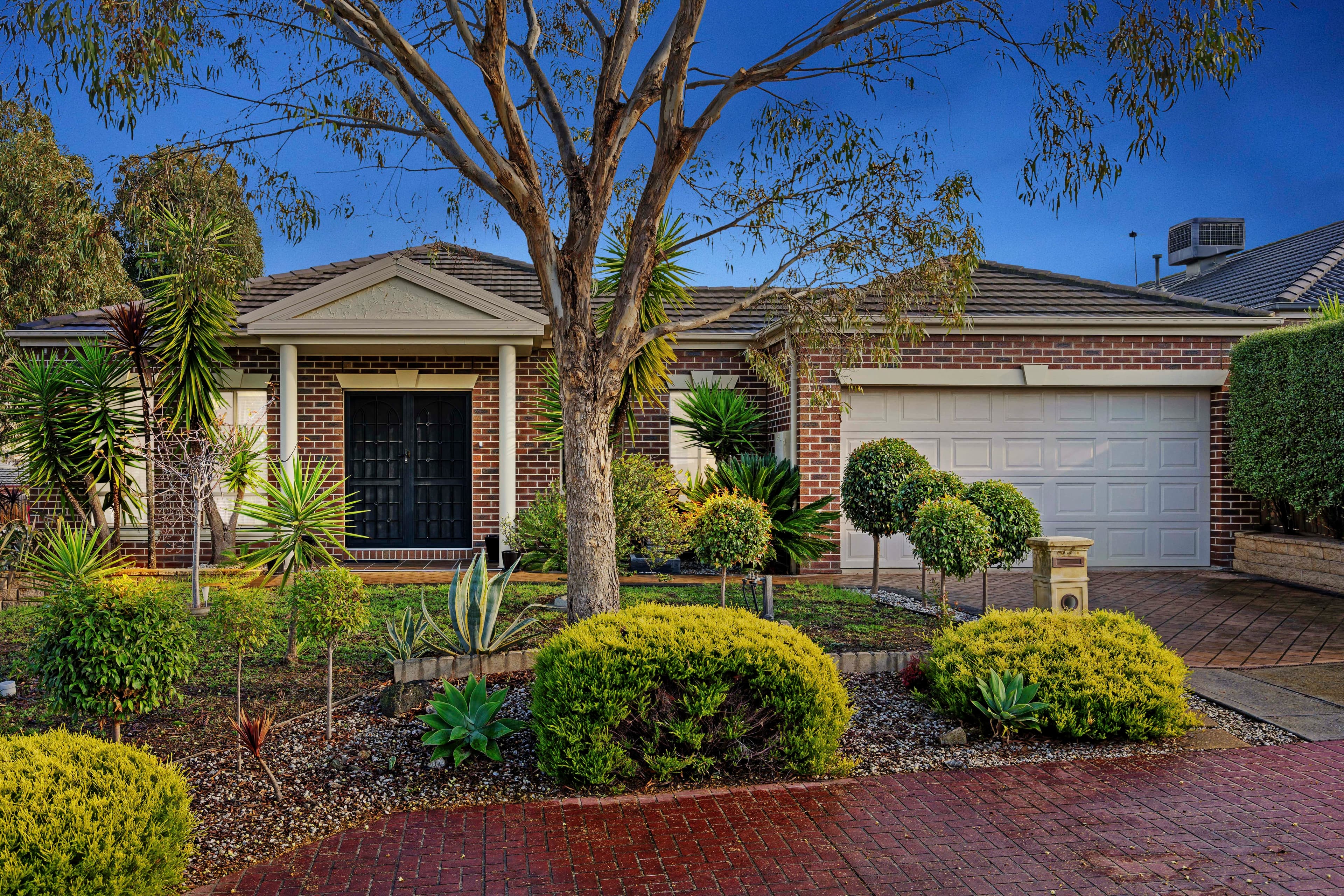 1 Sian Court, South Morang VIC 3752, South Morang - Image 1