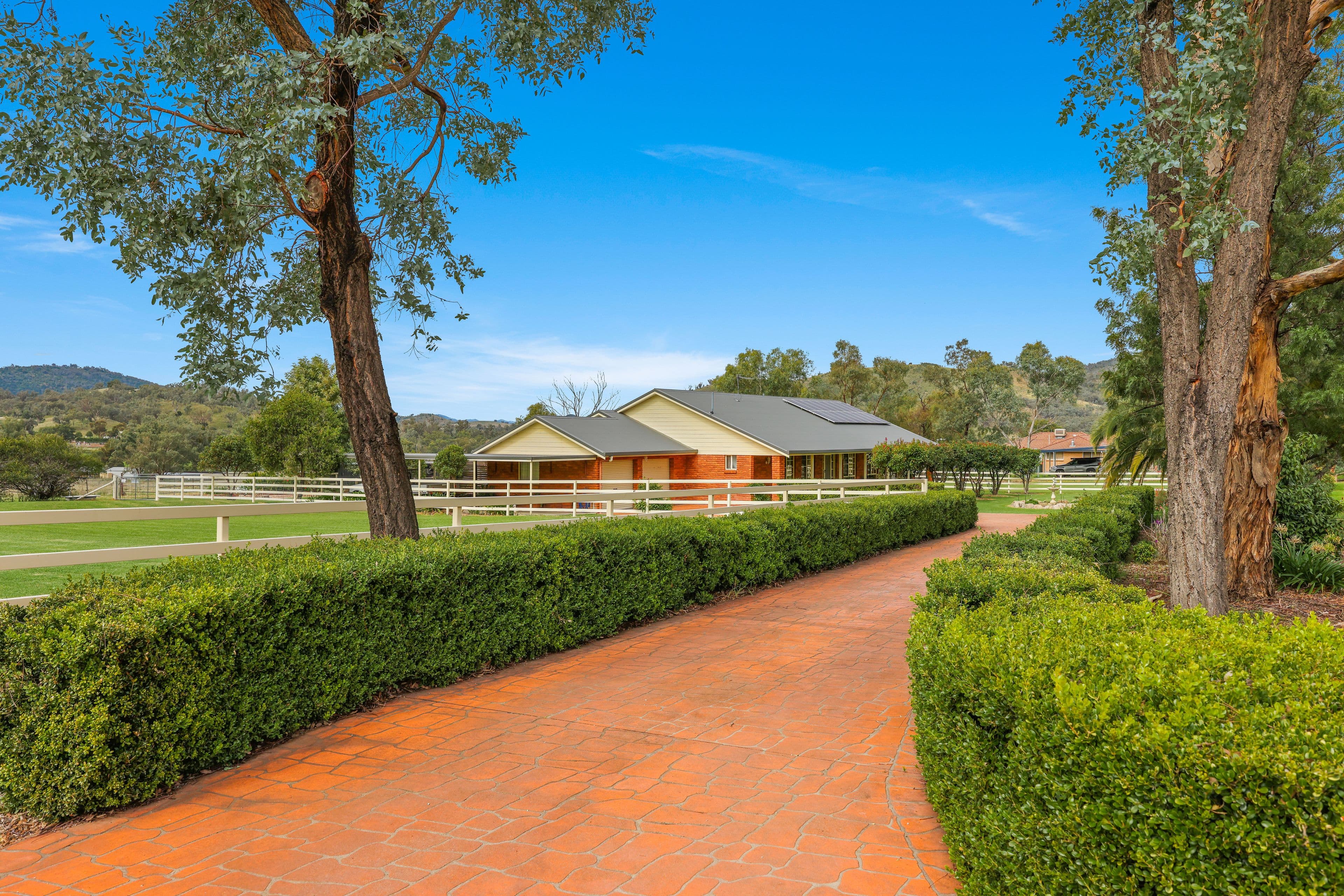 15 Avoca Road, Tintinhull NSW 2352, Tintinhull - Image 1