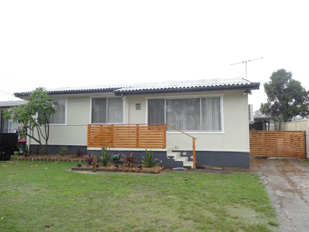 18 Frazer Avenue, Lurnea NSW 2170, Lurnea - Image 1