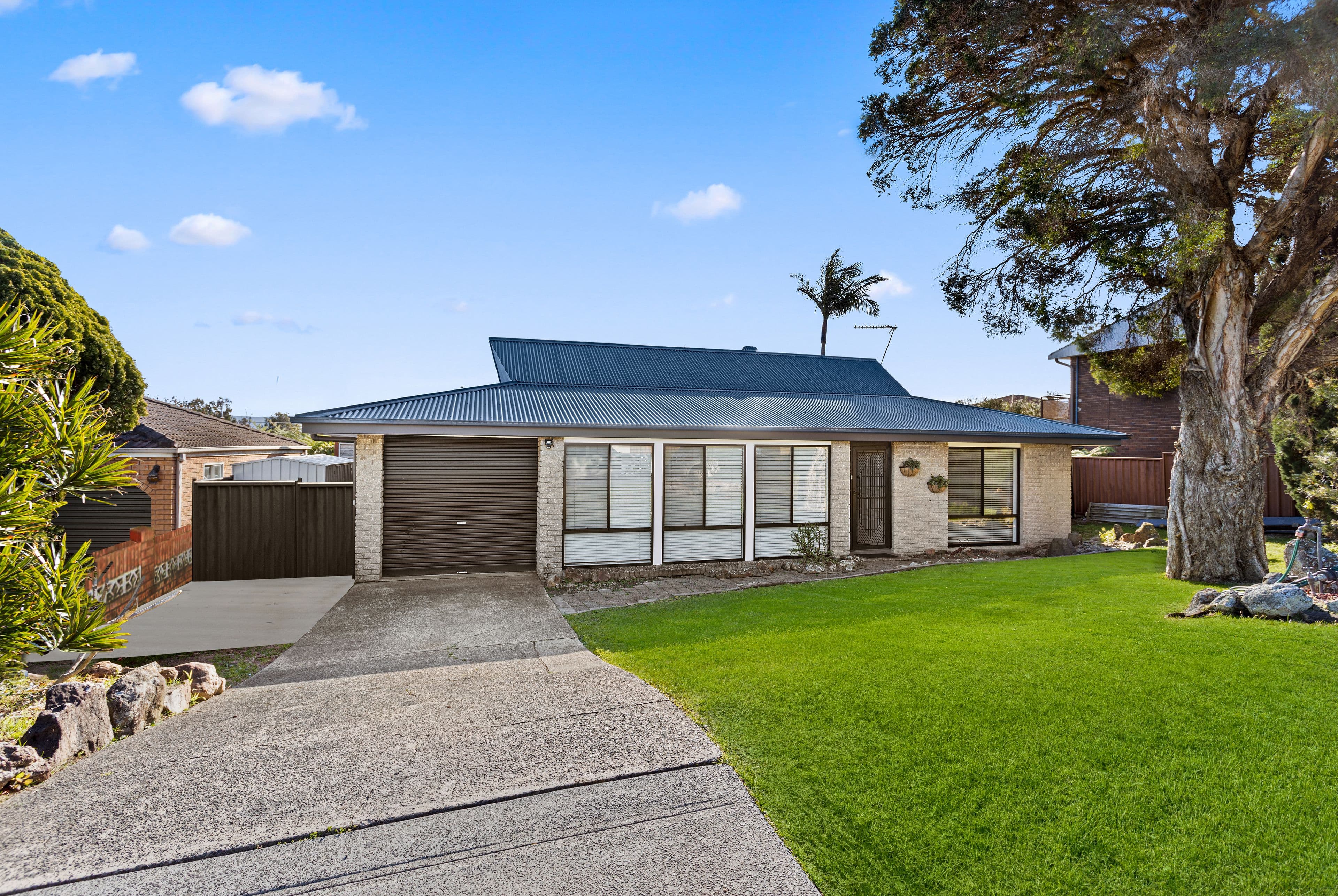 32 Lawrence Avenue, Mount Warrigal NSW 2528, Mount Warrigal - Image 1
