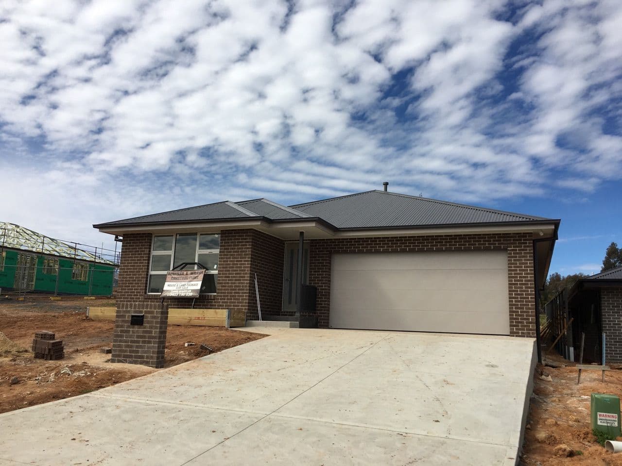 26 Tilston Way, Orange - Image 1