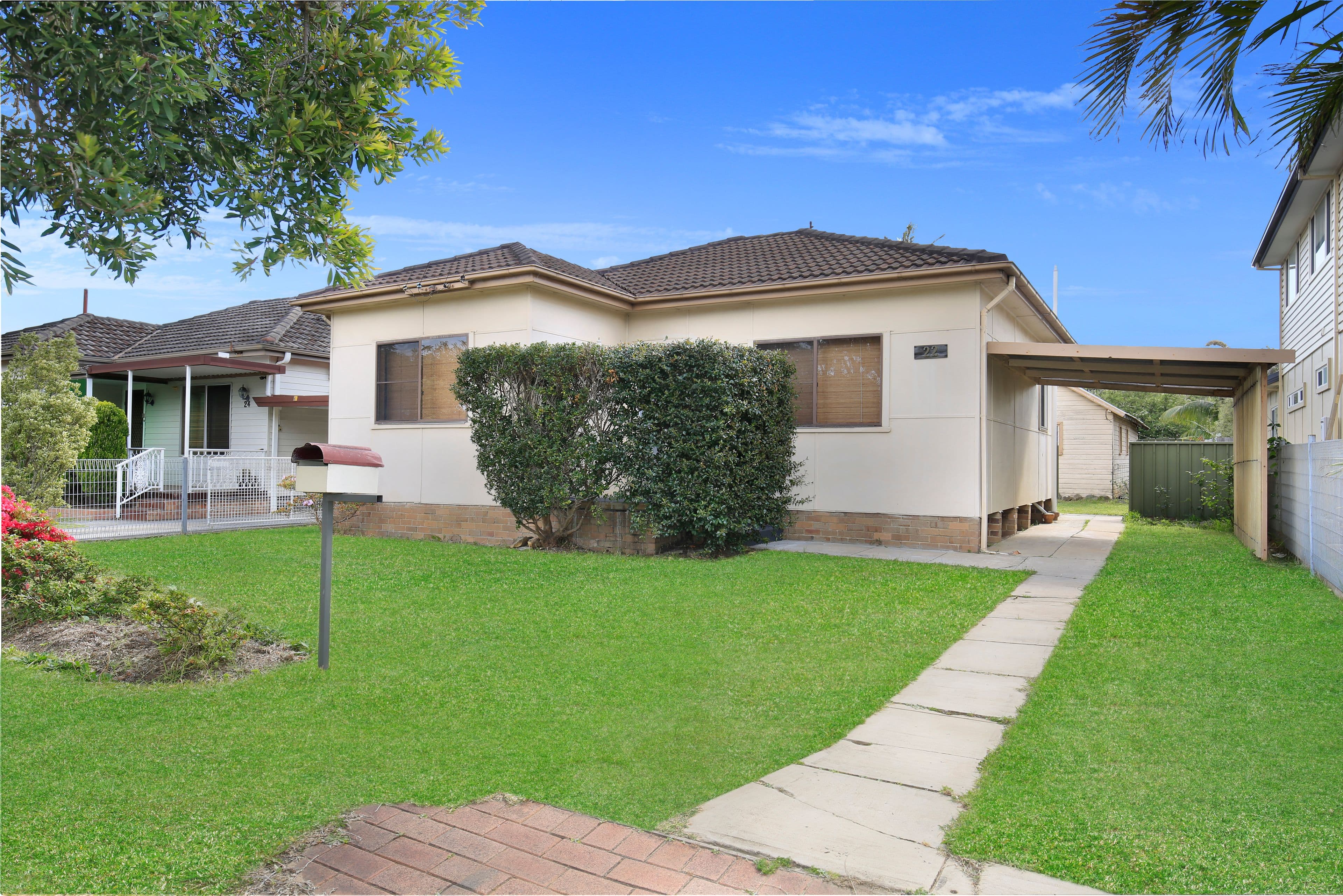 22 Storey Street, Fairy Meadow - Image 1