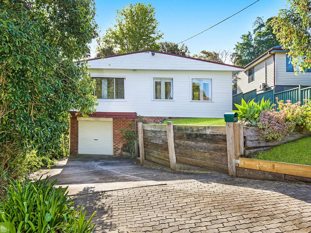 20 Beveles Avenue, Unanderra NSW 2526, Unanderra - Image 1