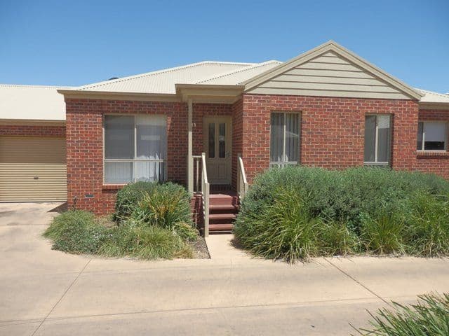 142 Bowen Street, ECHUCA VIC 3564, Echuca - Image 1