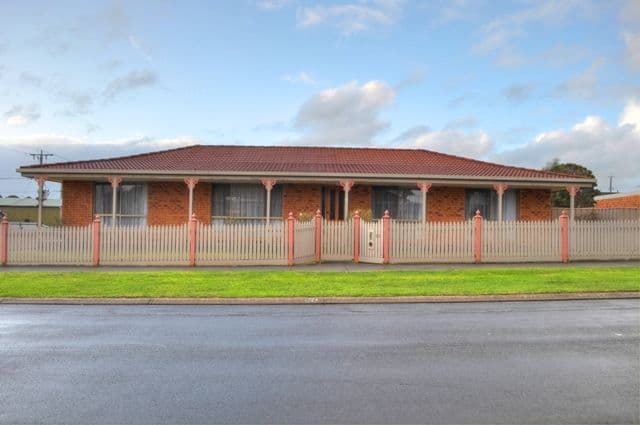30 McKiernan Road, WARRNAMBOOL VIC 3280, Warrnambool - Image 1
