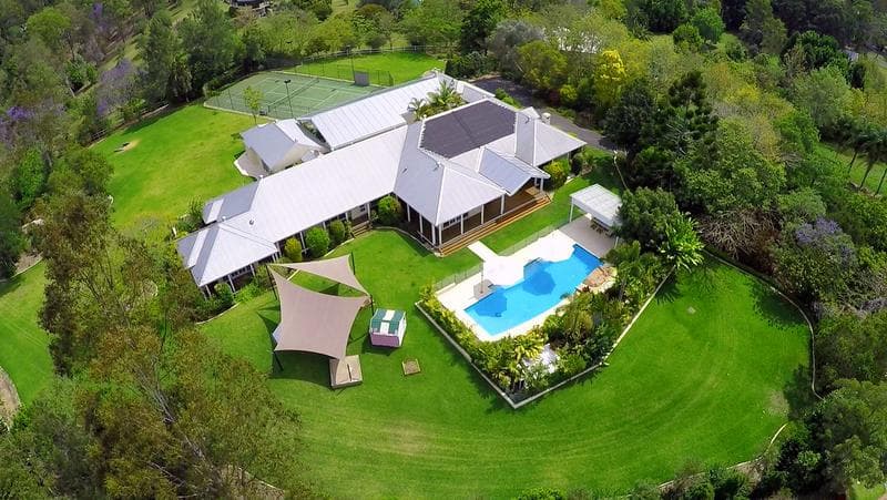 29 Massey Place, Brookfield - Image 1