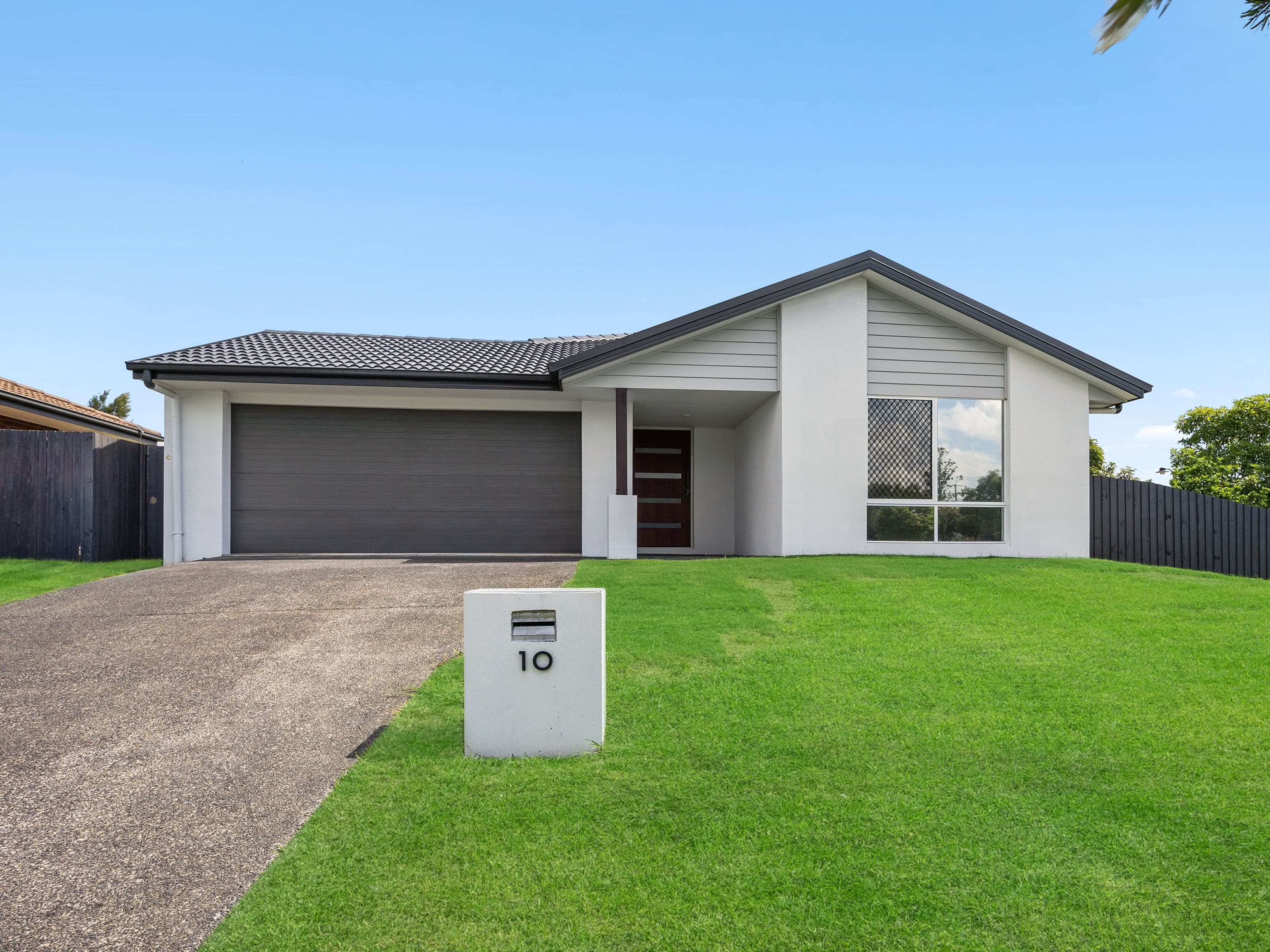 10 Zanow Street, North Booval QLD 4304, North Booval - Image 1