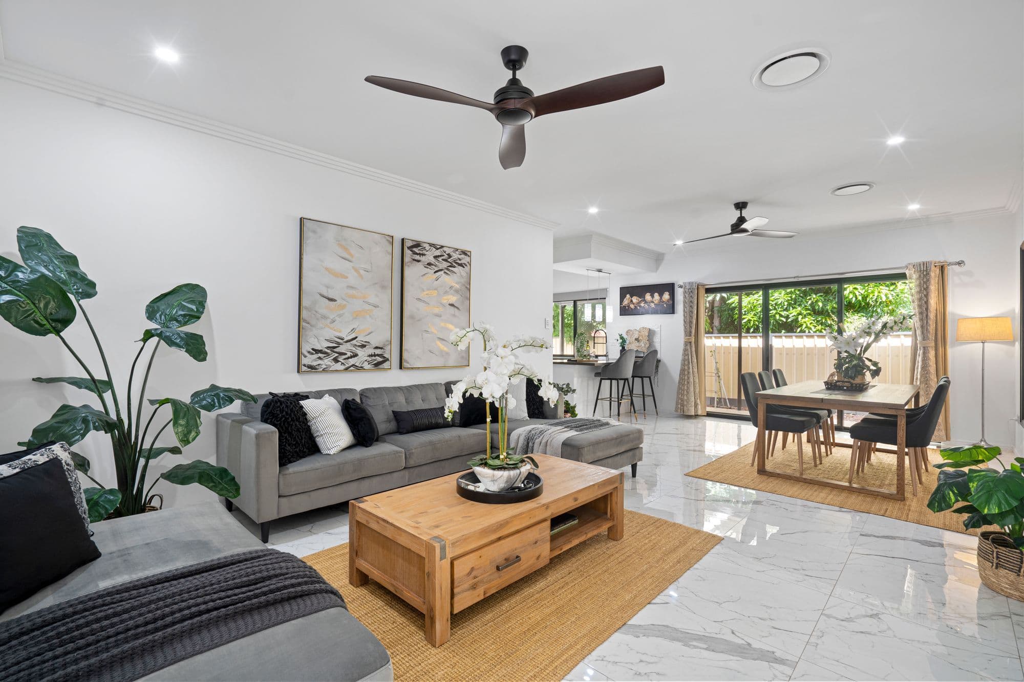 2469 Logan Road, Eight Mile Plains QLD 4113, Eight Mile Plains - Image 1