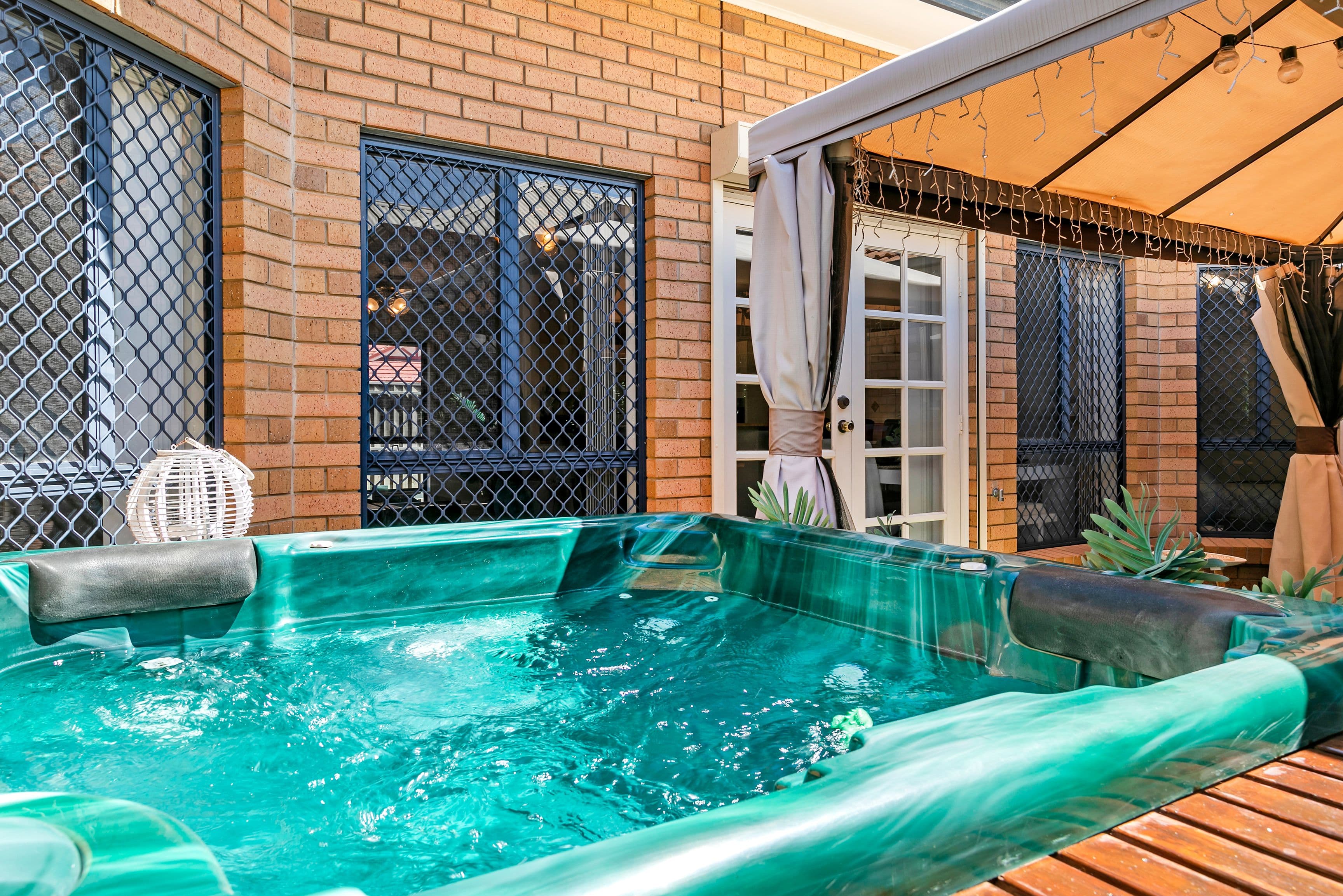 11 Hamilton Place, Mawson Lakes SA 5095, Mawson Lakes - Image 1
